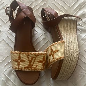 Fashion wedge shoes
